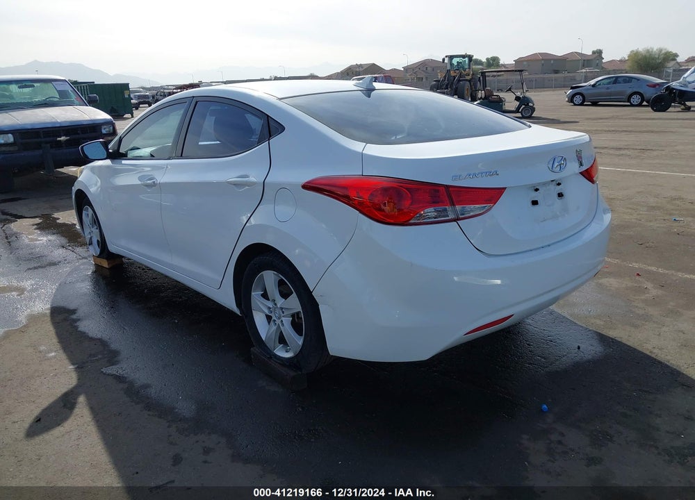 2011 HYUNDAI ELANTRA VIN: 5NPDH4AE0BH050799