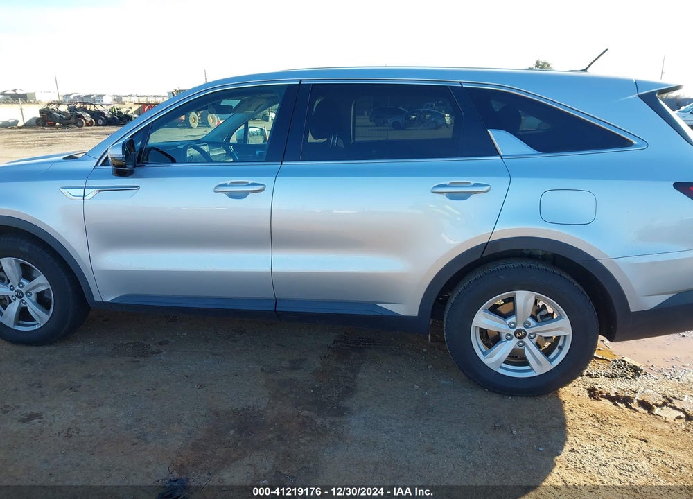 2021 KIA SORENTO LX VIN: 5XYRG4LC3MG052013