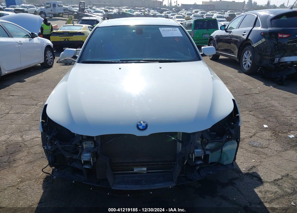 2005 BMW 530I VIN: WBANA73515CR59610