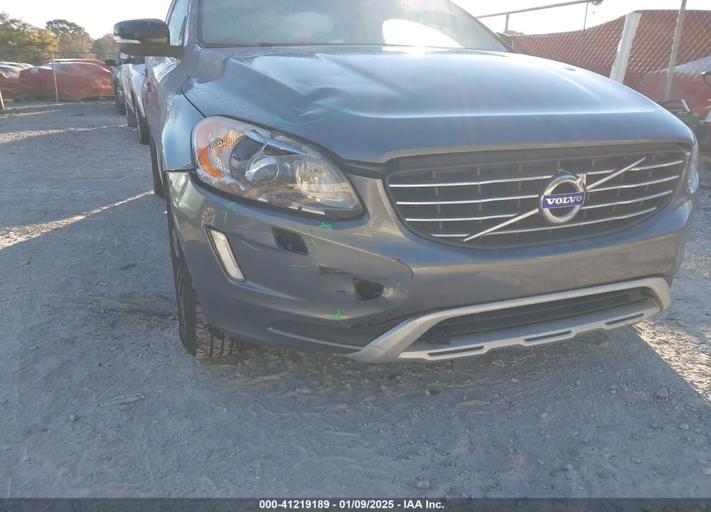 2017 VOLVO XC60 T5 DYNAMIC VIN: YV440MRR4H2186052