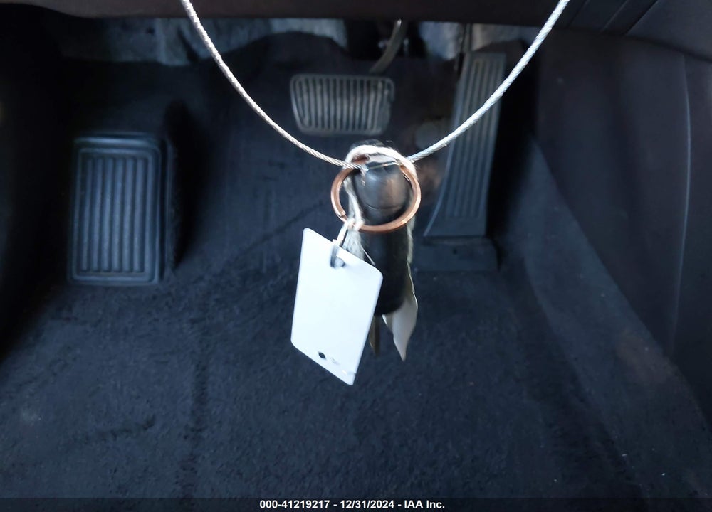 2019 HYUNDAI SANTA FE SE VIN: 5NMS23AD6KH008905