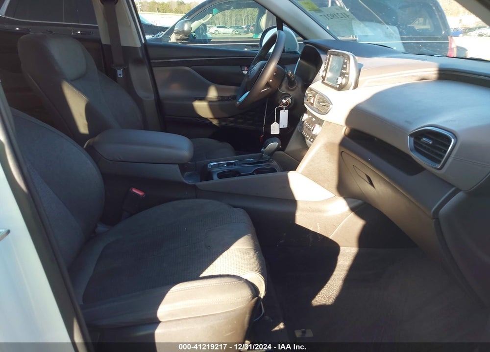 2019 HYUNDAI SANTA FE SE VIN: 5NMS23AD6KH008905