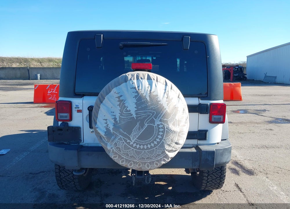 2011 JEEP WRANGLER RUBICON VIN: 1J4HA6D17BL620734