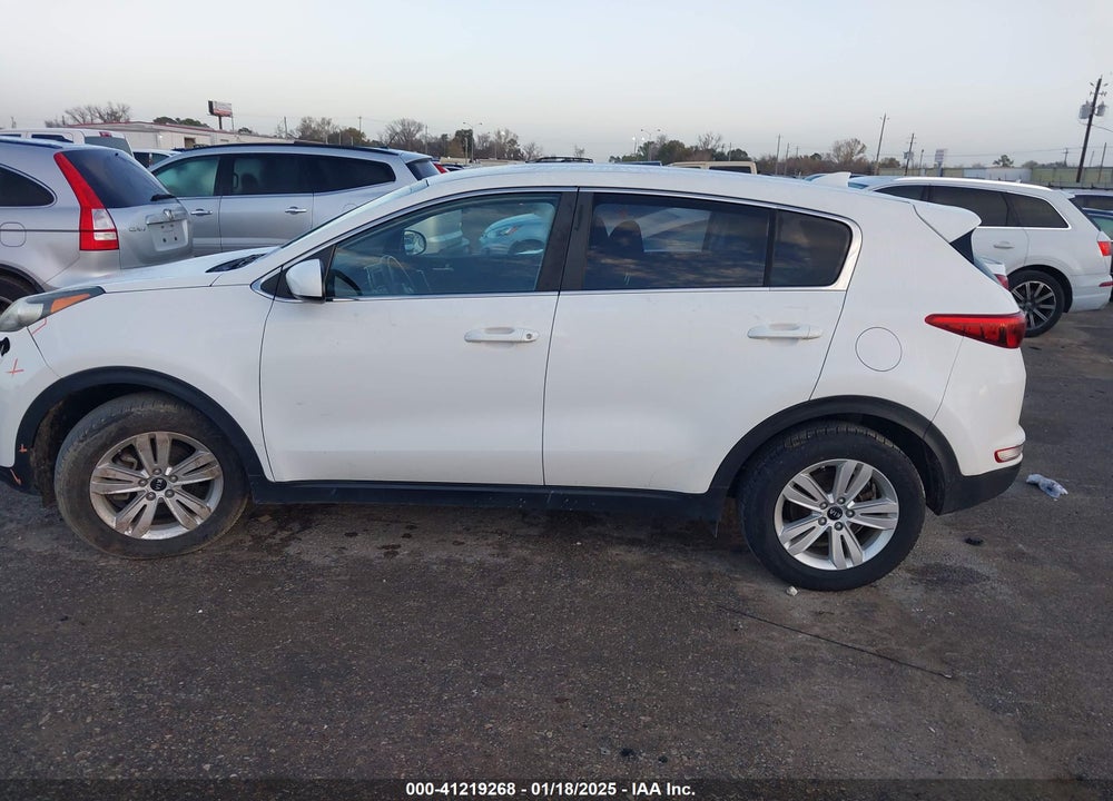 2017 KIA SPORTAGE VIN: KNDPM3AC6H7193433