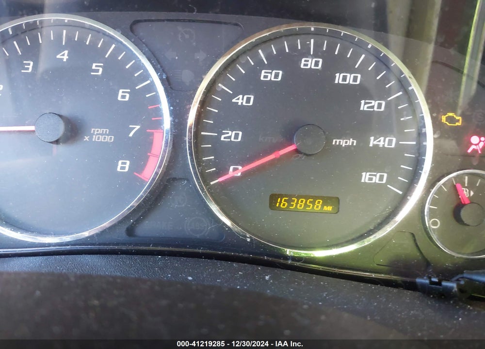 2005 CADILLAC SRX V6 VIN: 1GYEE637850158879