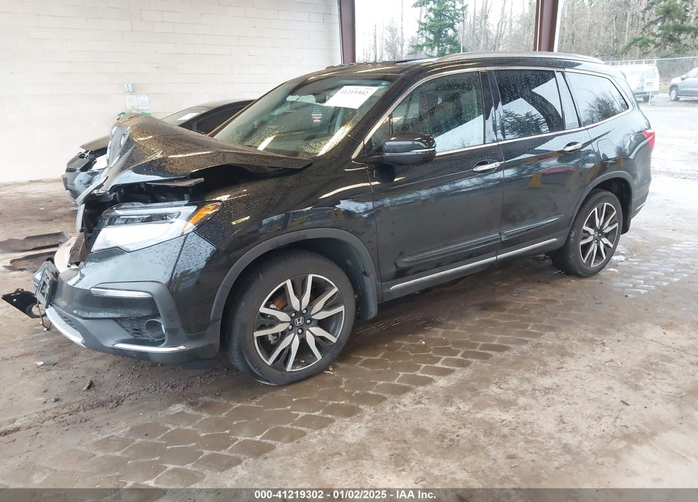 2021 HONDA PILOT AWD TOURING 8 PASSENGER VIN: 5FNYF6H92MB032740