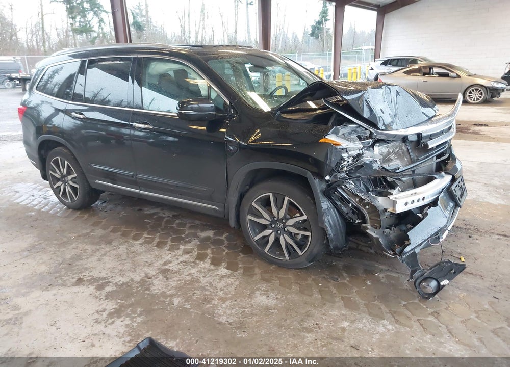 2021 HONDA PILOT AWD TOURING 8 PASSENGER VIN: 5FNYF6H92MB032740