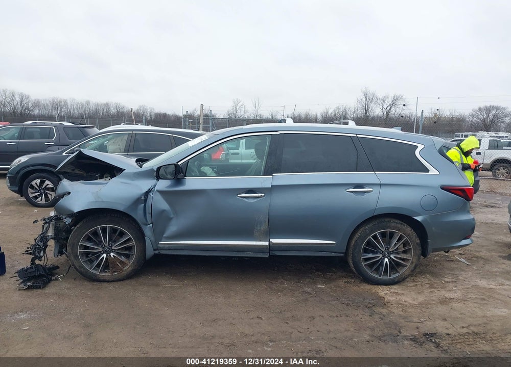 2017 INFINITI QX60 VIN: 5N1DL0MM7HC511104