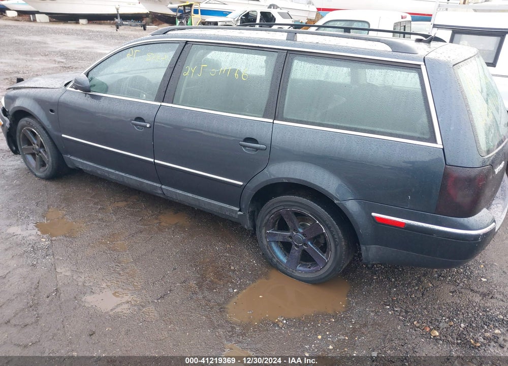 2004 VOLKSWAGEN PASSAT GLX VIN: WVWWH63B74E120177