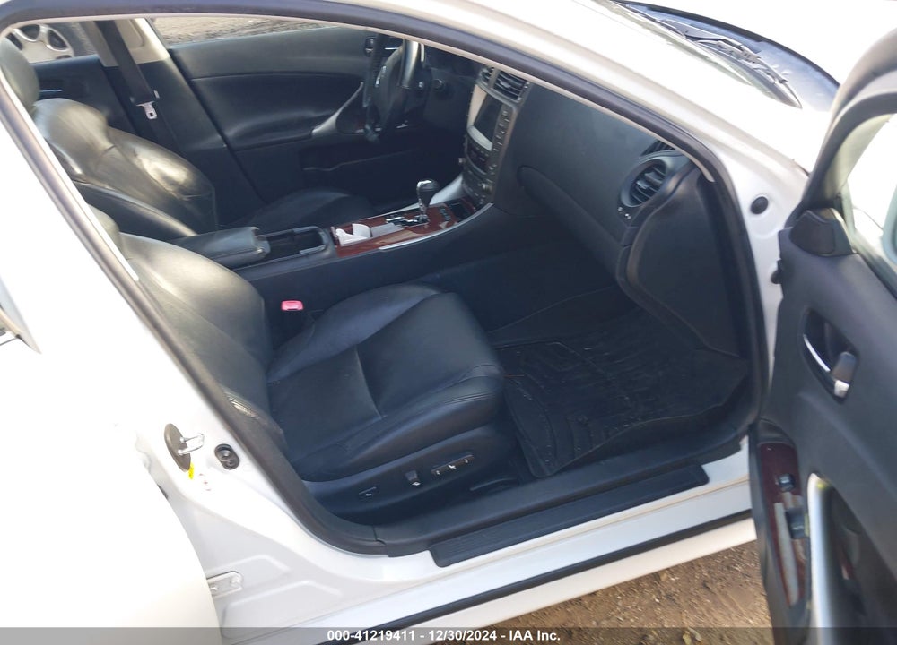 2007 LEXUS IS 250 VIN: JTHBK262872028469