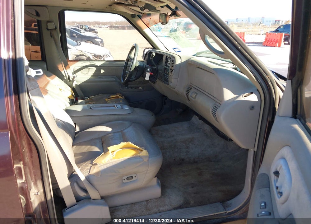 1997 GMC SUBURBAN 1500 SL VIN: 1GKEC16RXVJ703491