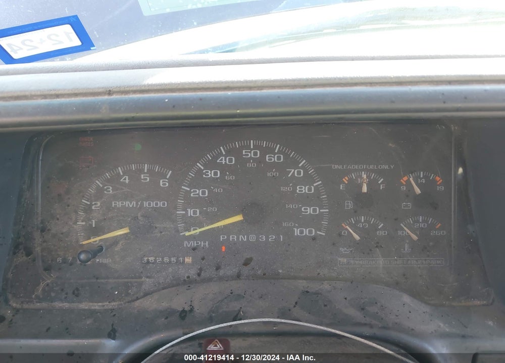 1997 GMC SUBURBAN 1500 SL VIN: 1GKEC16RXVJ703491