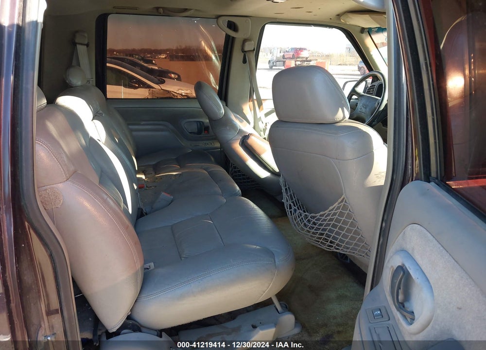 1997 GMC SUBURBAN 1500 SL VIN: 1GKEC16RXVJ703491