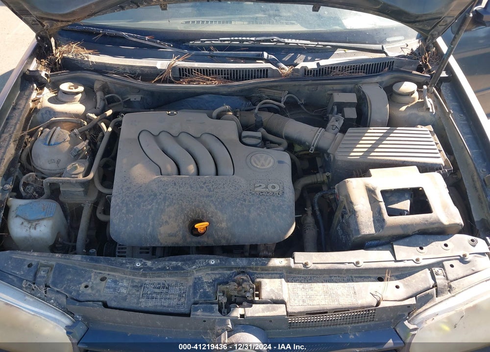 2005 VOLKSWAGEN GOLF GLS 2.0L VIN: 9BWGL61J654034823