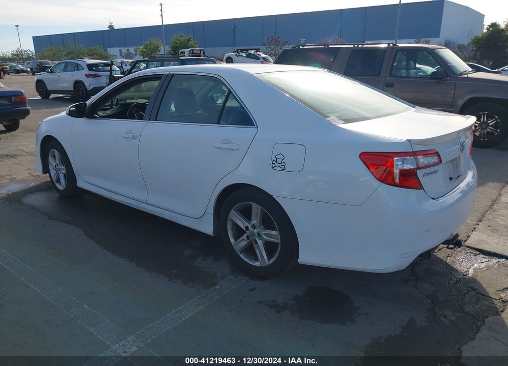 2012 TOYOTA CAMRY SE VIN: 4T1BF1FK0CU573219