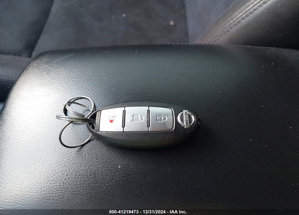 2015 NISSAN ROGUE SV VIN: KNMAT2MT1FP519876