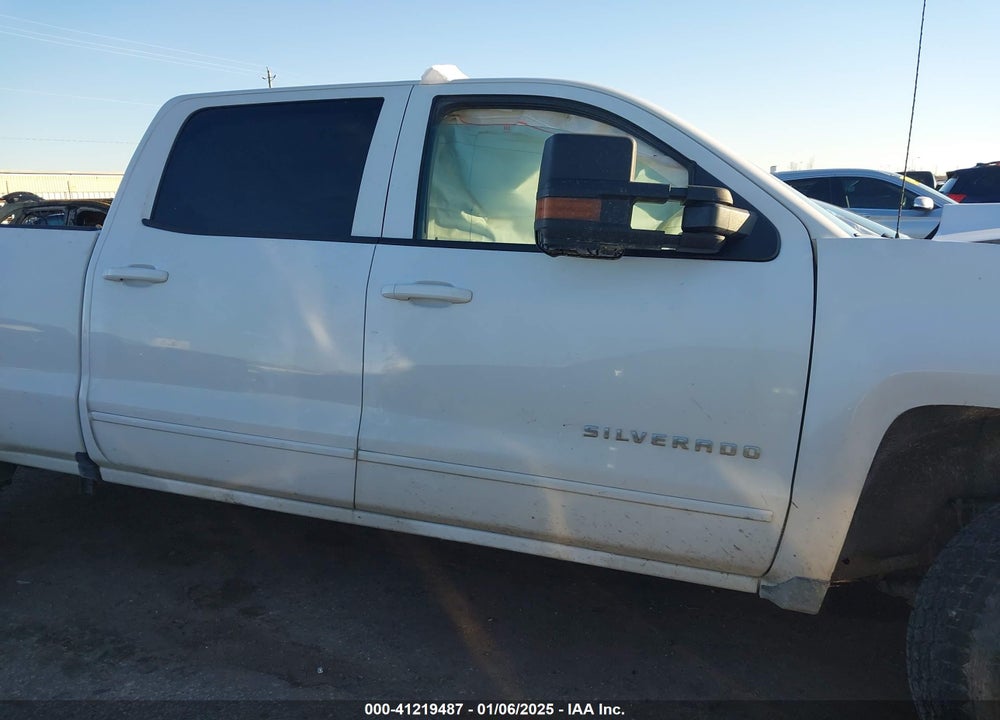 2017 CHEVROLET SILVERADO 1500 1LT VIN: 3GCUKRECXHG445453