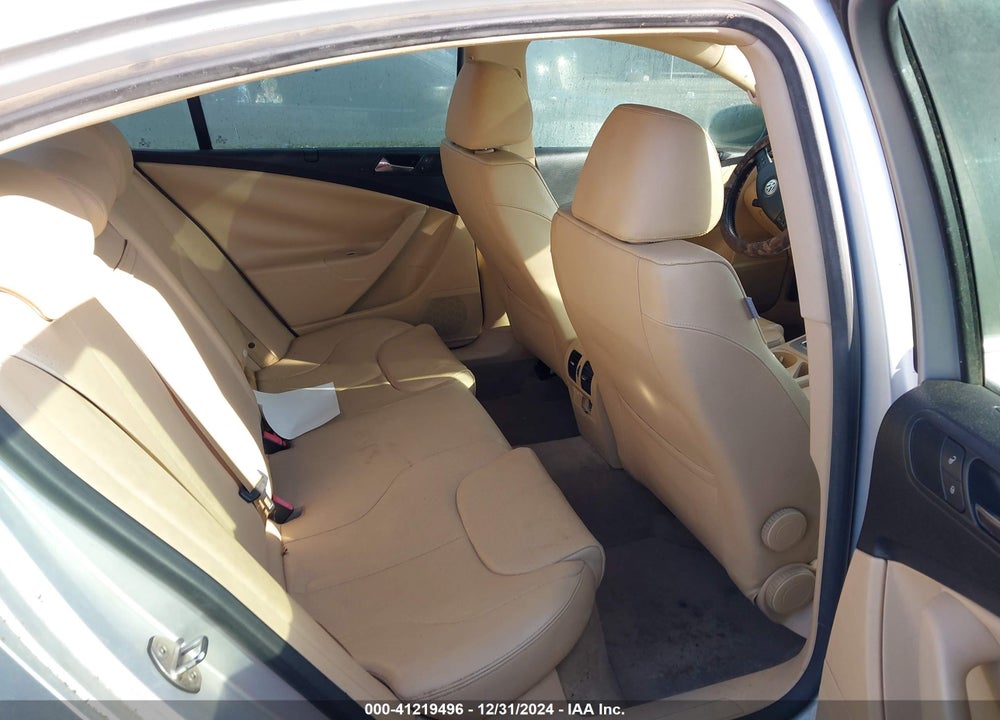 2008 VOLKSWAGEN PASSAT VIN: WVWAK73C08P106013