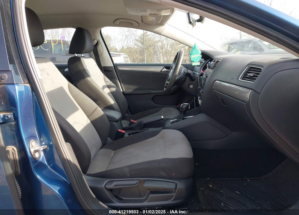 2017 VOLKSWAGEN JETTA 1.4T S VIN: 3VW2B7AJ5HM378680