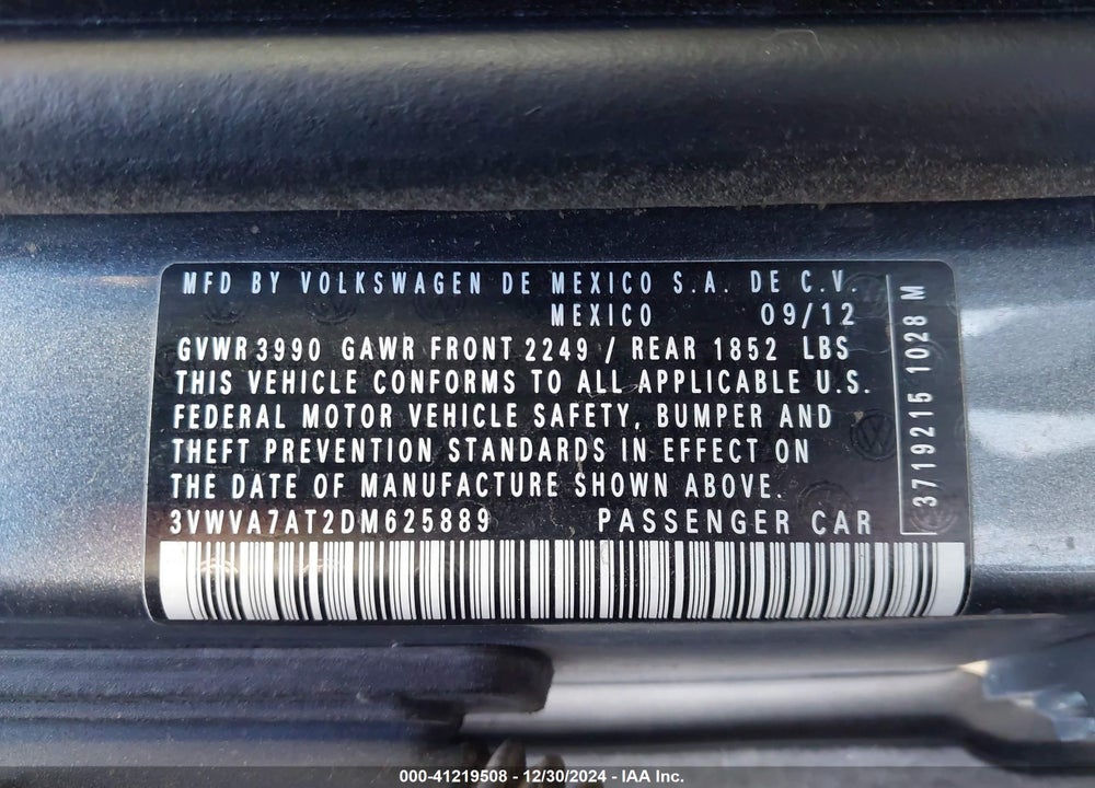 2013 VOLKSWAGEN BEETLE VIN: 3VWVA7AT2DM625889