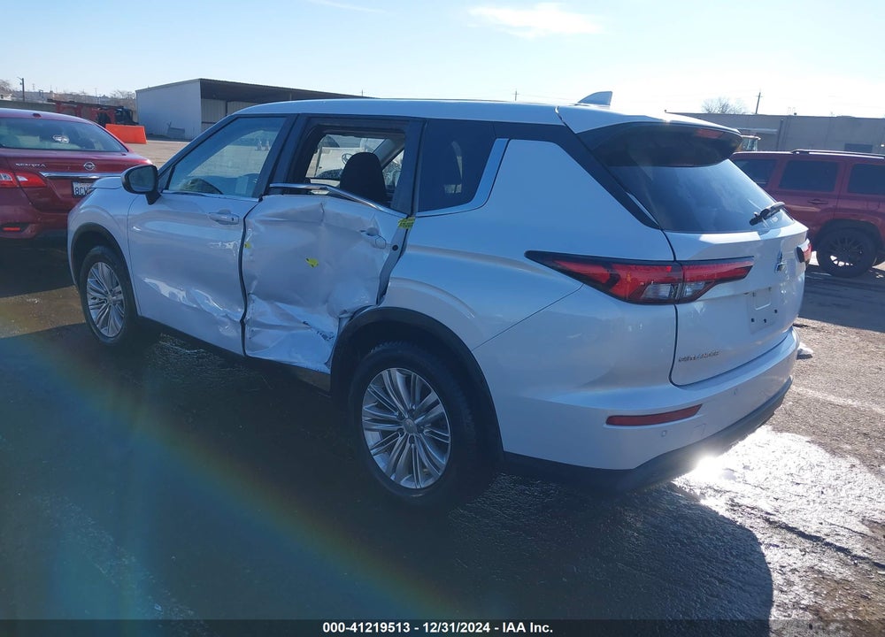 2024 MITSUBISHI OUTLANDER ES 2.5 S-AWC VIN: JA4J4UA89RZ044005