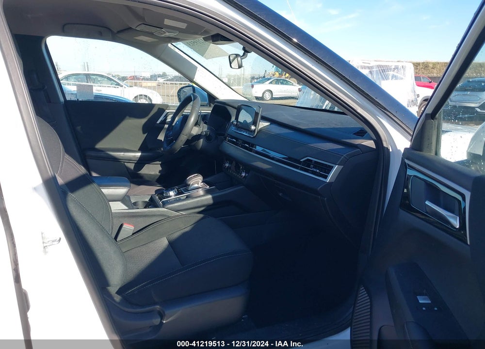 2024 MITSUBISHI OUTLANDER ES 2.5 S-AWC VIN: JA4J4UA89RZ044005