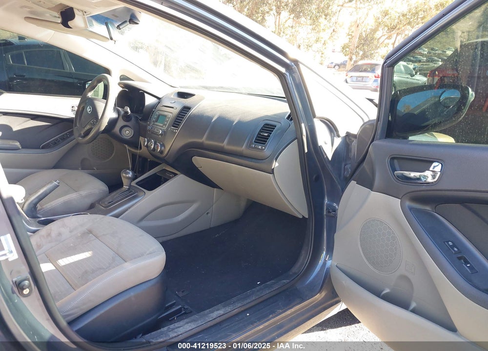 2015 KIA FORTE VIN: KNAFX4A65F5380848