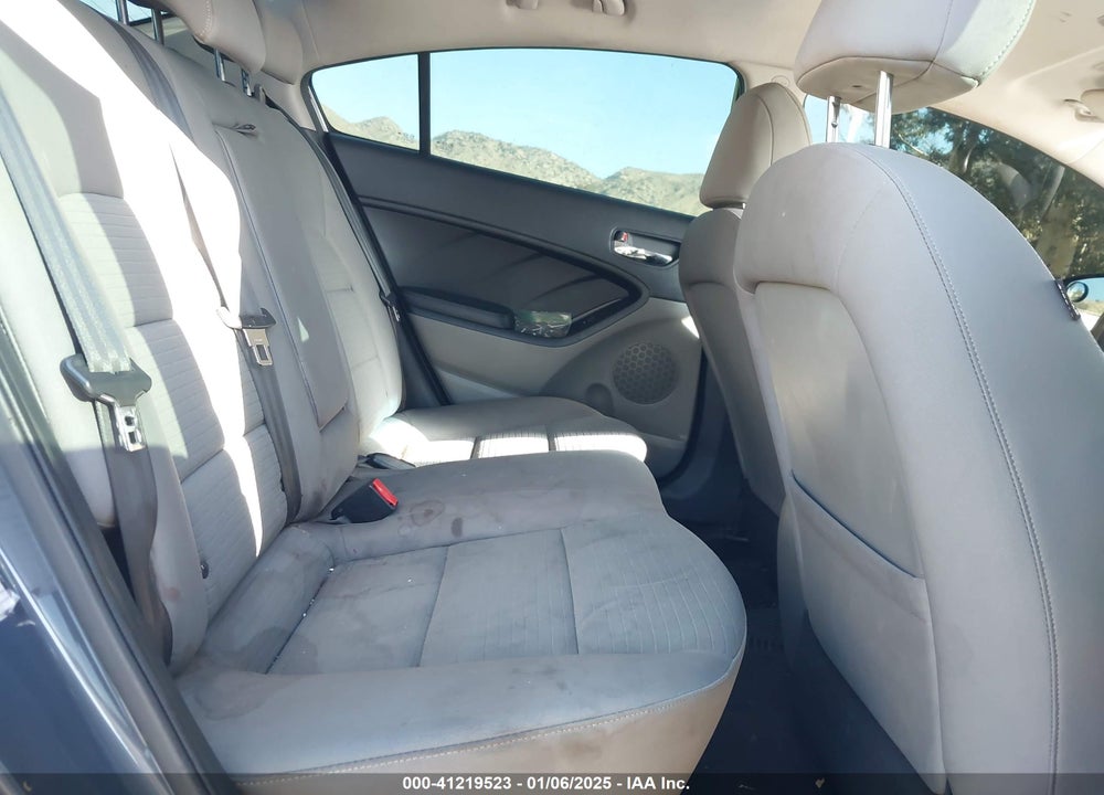 2015 KIA FORTE VIN: KNAFX4A65F5380848