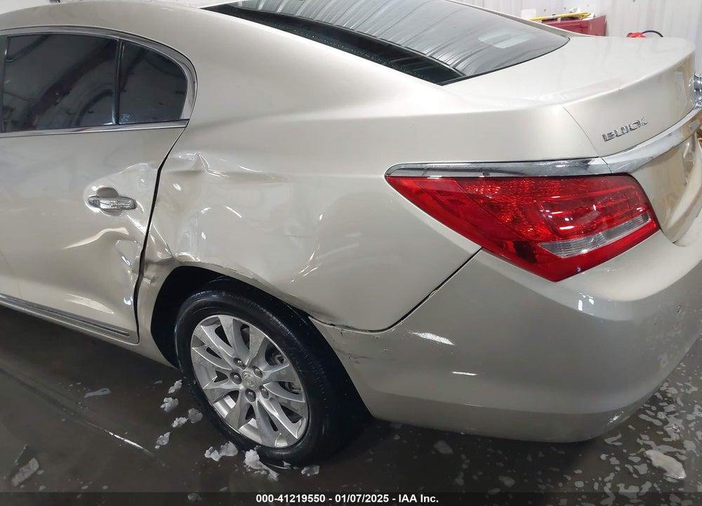 2014 BUICK LACROSSE VIN: 1G4GB5GR0EF224878