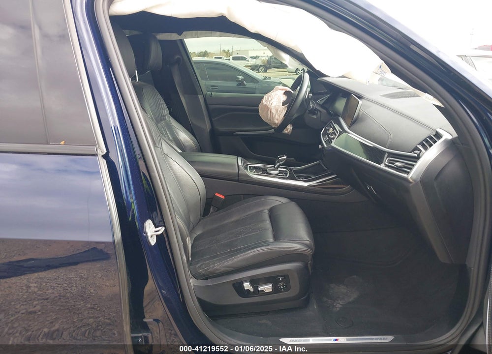2021 BMW X7 XDRIVE40I VIN: 5UXCW2C00M9E43416