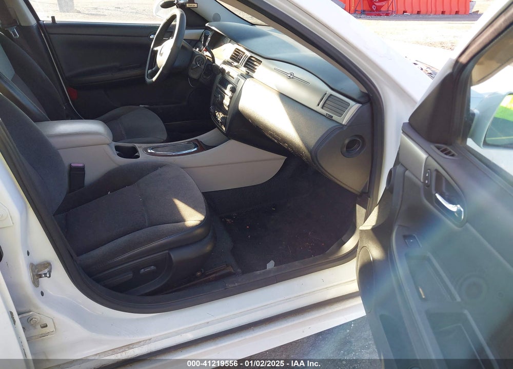 2010 CHEVROLET IMPALA POLICE VIN: 2G1WD5EM3A1256221