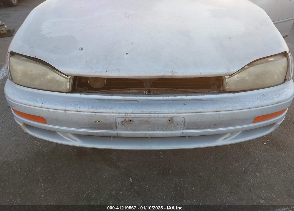 1992 TOYOTA CAMRY LE VIN: 4T1SK12E1NU033456