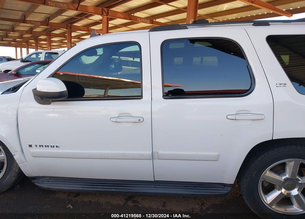 2007 CHEVROLET TAHOE LTZ VIN: 1GNFK13047R173281