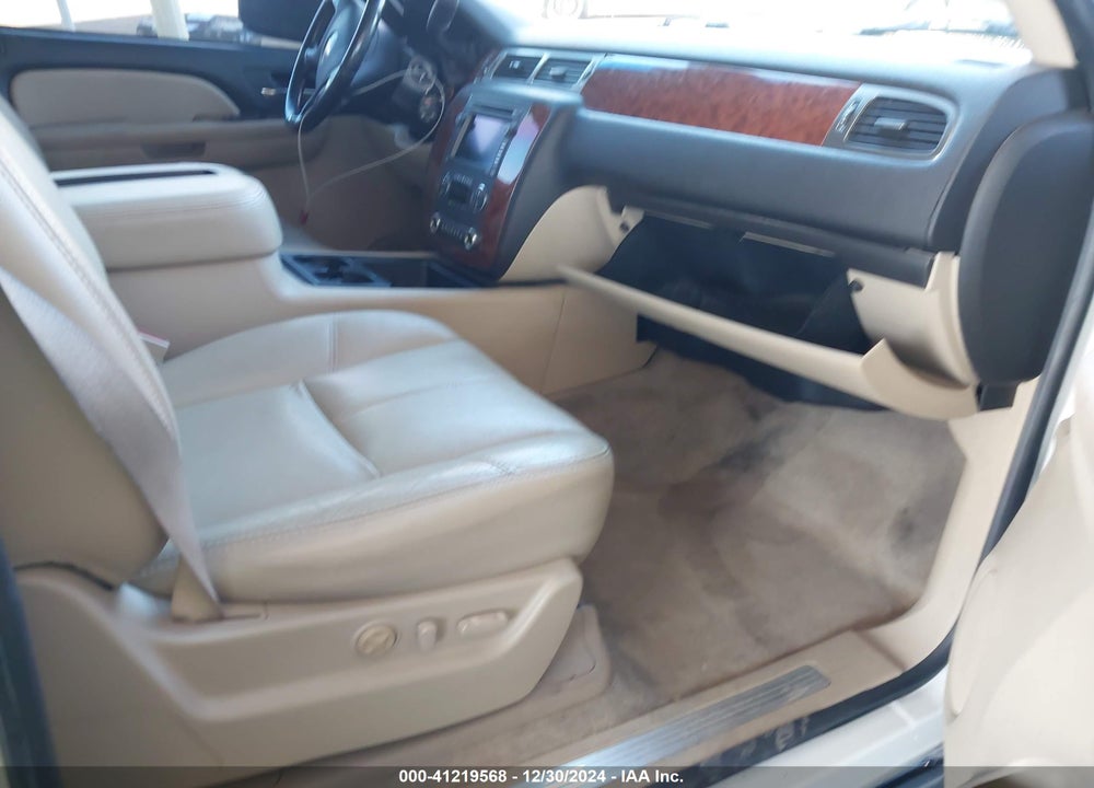 2007 CHEVROLET TAHOE LTZ VIN: 1GNFK13047R173281