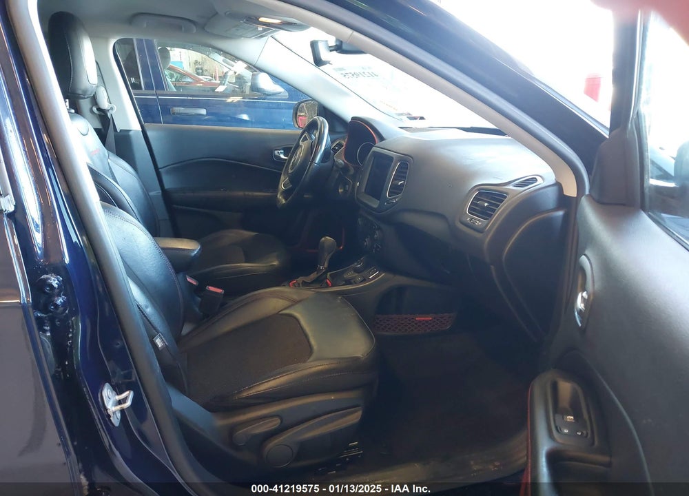 2019 JEEP COMPASS TRAILHAWK 4X4 VIN: 3C4NJDDBXKT747794