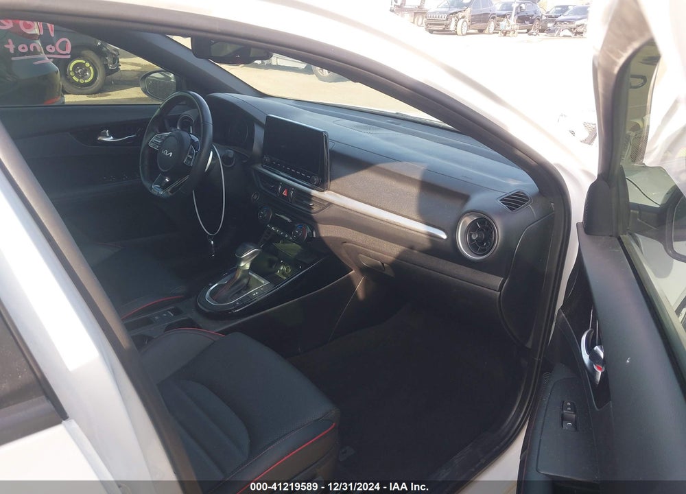 2023 KIA FORTE VIN: 3KPF44AC2PE646964