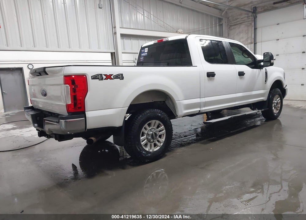 2019 FORD F-250 XL VIN: 1FT7W2B68KEG87356