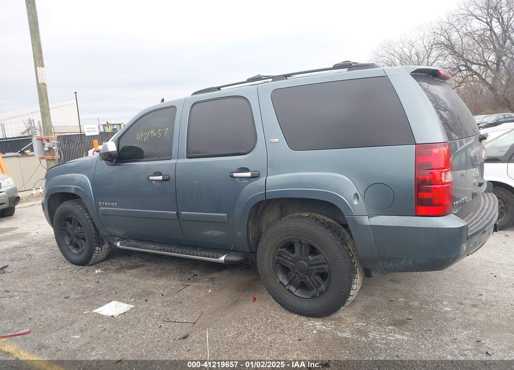 2008 CHEVROLET TAHOE LT VIN: 1GNFK13008R165258
