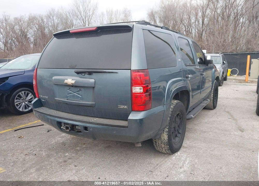 2008 CHEVROLET TAHOE LT VIN: 1GNFK13008R165258