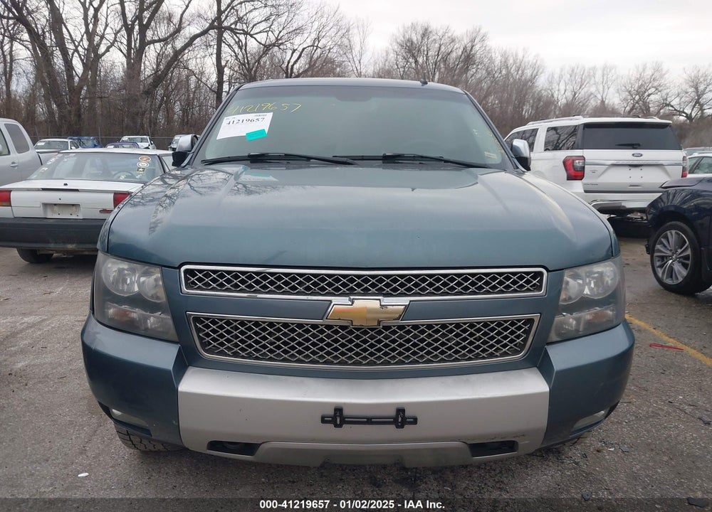 2008 CHEVROLET TAHOE LT VIN: 1GNFK13008R165258
