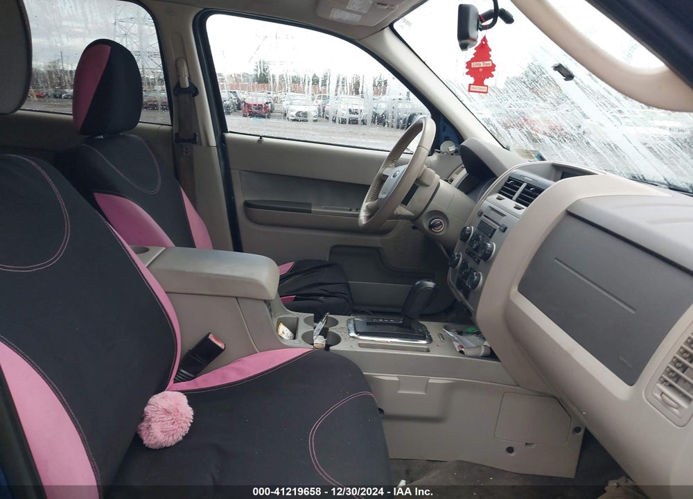 2011 FORD ESCAPE XLT VIN: 1FMCU9D77BKA52547