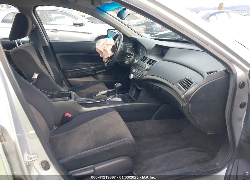 2009 HONDA ACCORD VIN: 1HGCP26329A179611