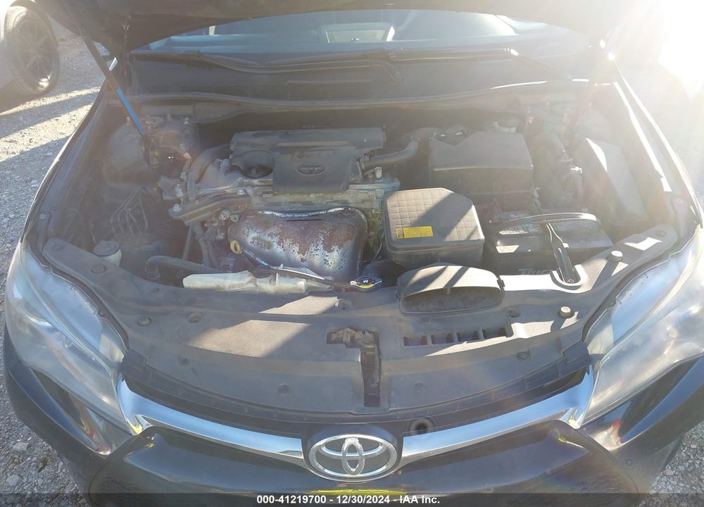 2015 TOYOTA CAMRY SE VIN: 4T1BF1FK7FU002704