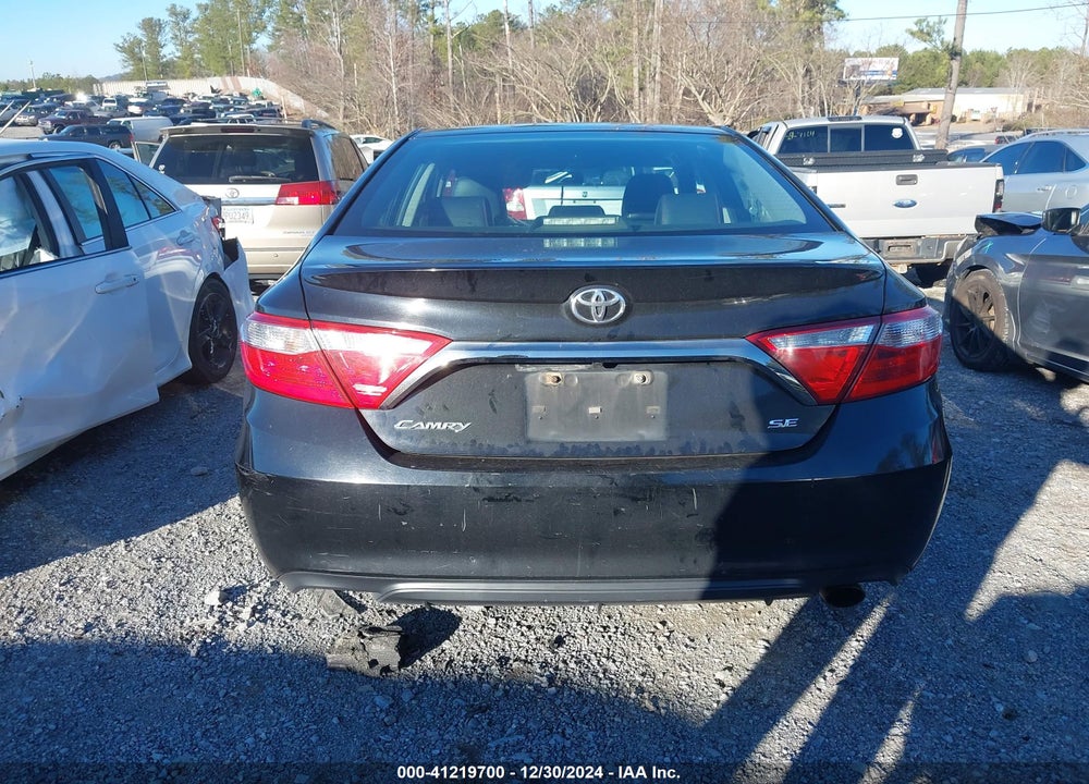 2015 TOYOTA CAMRY SE VIN: 4T1BF1FK7FU002704