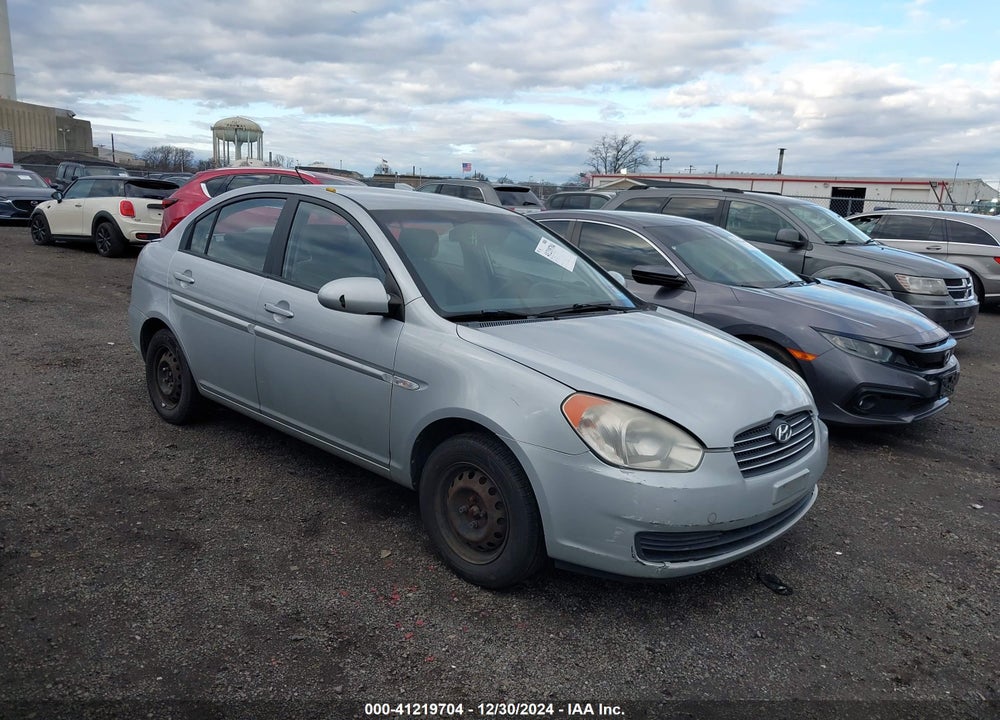 2007 HYUNDAI ACCENT GLS VIN: KMHCN46C17U164086