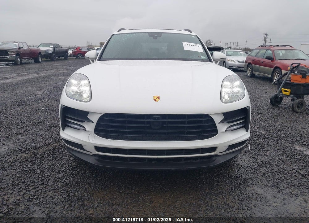 2020 PORSCHE MACAN VIN: WP1AA2A54LLB11823