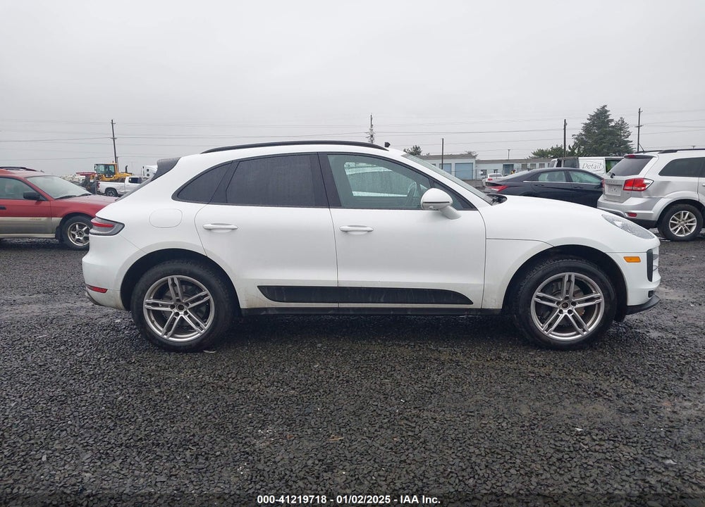 2020 PORSCHE MACAN VIN: WP1AA2A54LLB11823