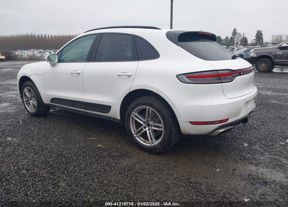 2020 PORSCHE MACAN VIN: WP1AA2A54LLB11823