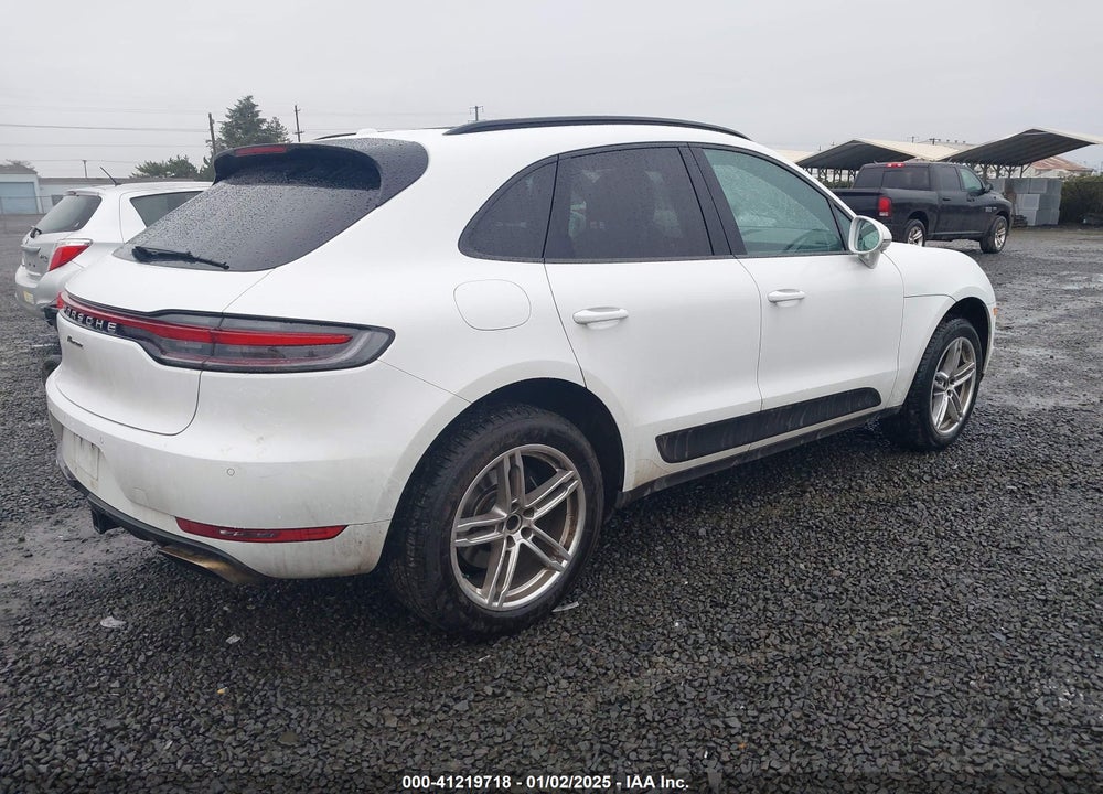 2020 PORSCHE MACAN VIN: WP1AA2A54LLB11823