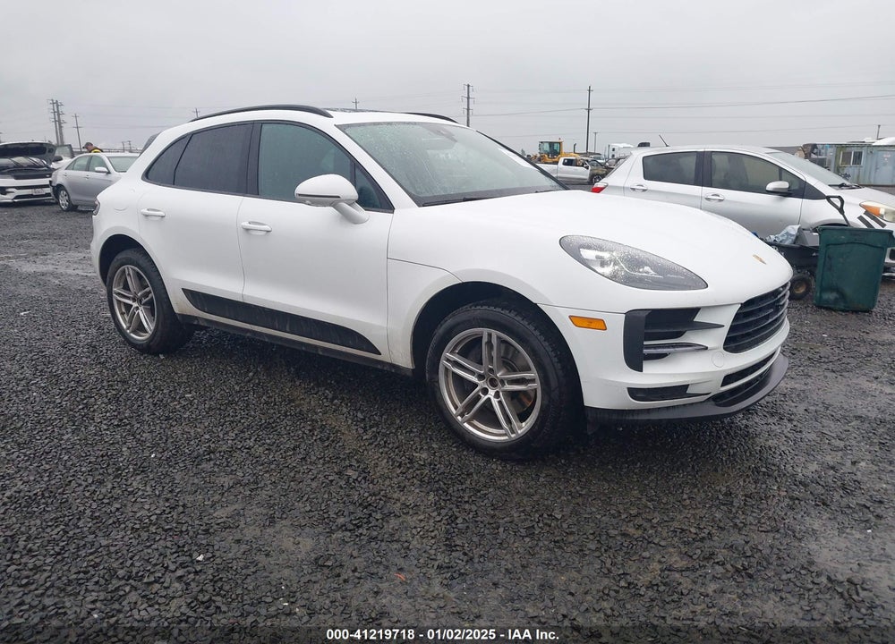 2020 PORSCHE MACAN VIN: WP1AA2A54LLB11823